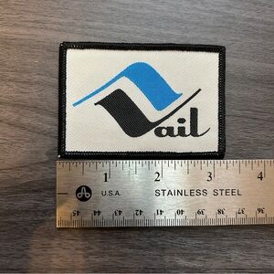 Vintage Voyager VAIL Ski Snow Skiing Slalom Resort Patch Emblem Iron On/Sew NEW